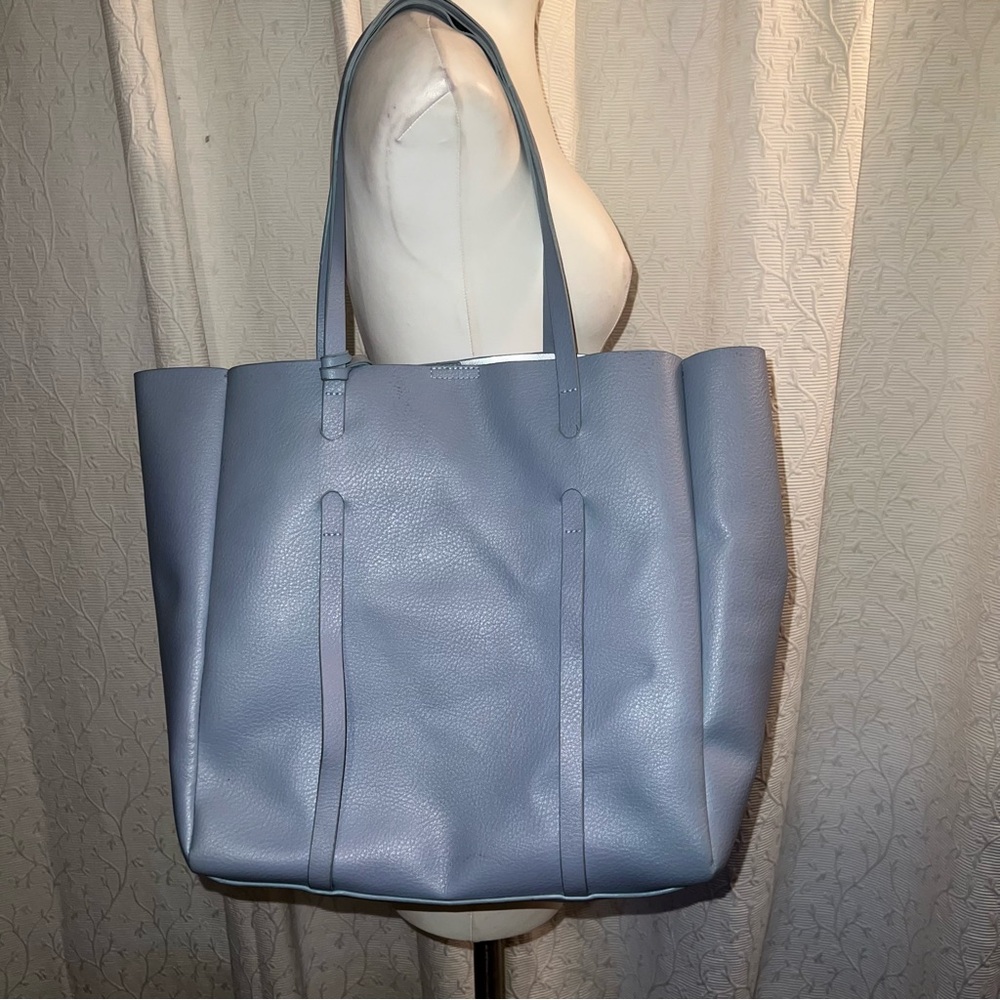 Moda Luxe tote